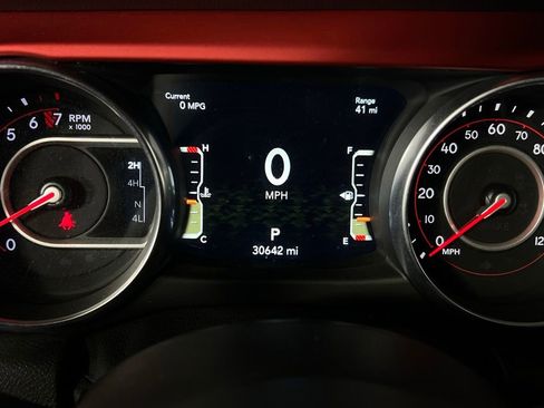 Used 2021 Jeep Wrangler Unlimited Rubicon image 16