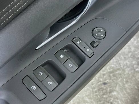 Used 2023 Hyundai Elantra SEL w/ Convenience Package FWD image 20