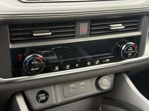New 2026 Nissan Rogue SV AWD/4WD image 11