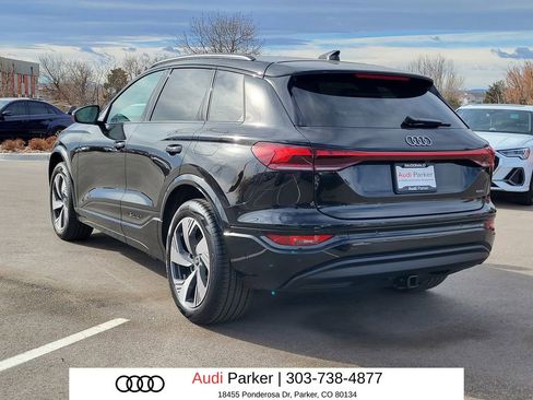 New 2025 Audi Q6 e-tron Premium image 3