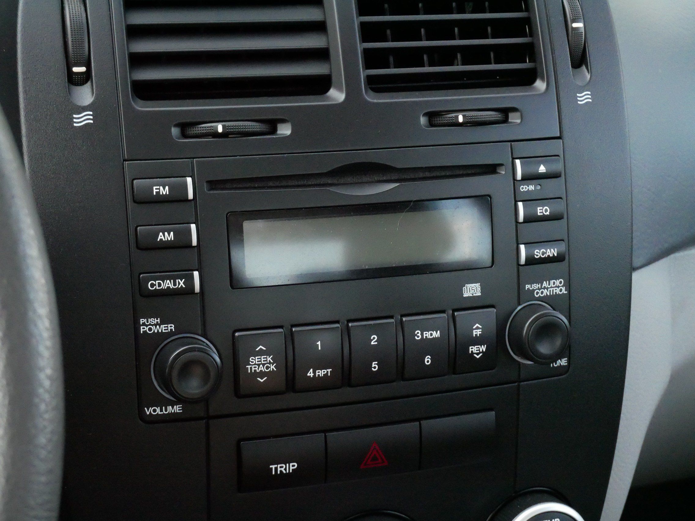 Used 2009 Kia Spectra LX FWD image 22