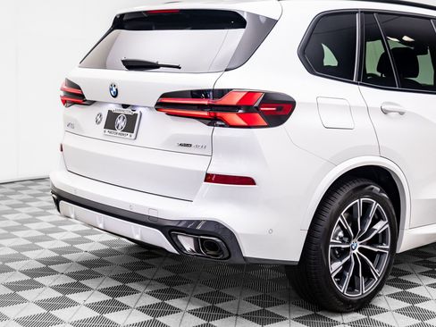 Used 2026 BMW X5 xDrive40i w/ M Sport Package AWD/4WD image 30