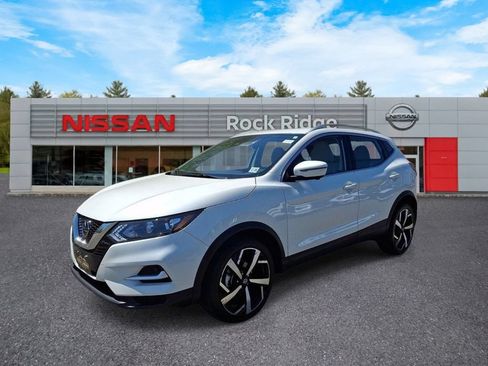 Certified 2022 Nissan Rogue Sport SL AWD/4WD image 3
