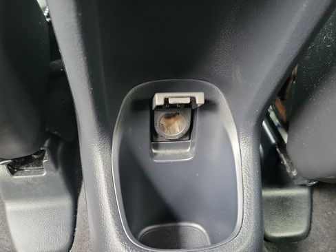 Used 2022 Honda HR-V Sport image 14