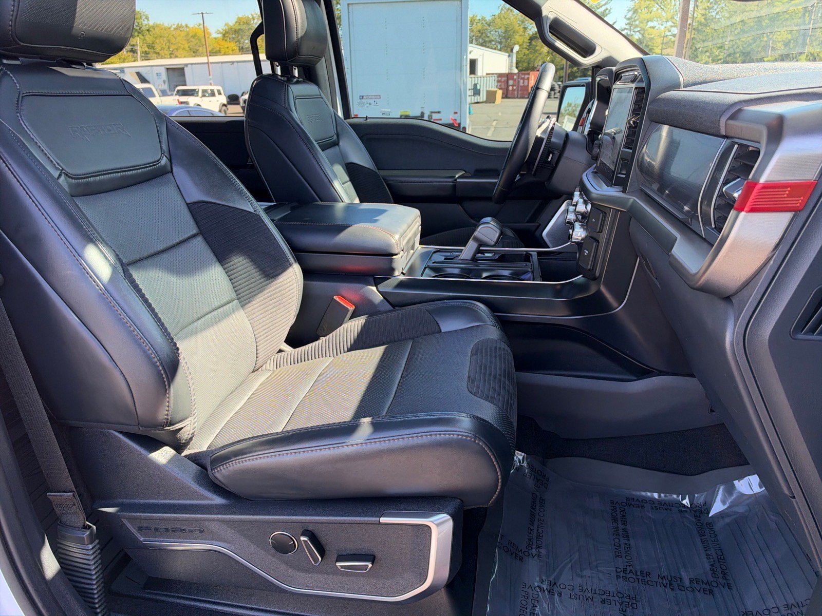 Used 2023 Ford F150 Raptor w/ Raptor 37 Performance Package AWD/4WD image 18