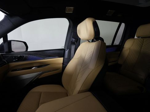 Used 2025 Cadillac Escalade IQ Sport 2 image 42