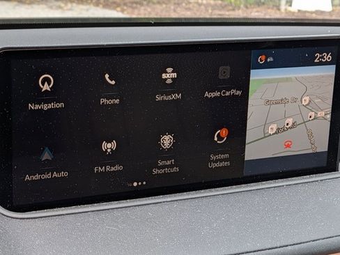 Used 2023 Acura MDX SH-AWD w/ Technology Package image 11