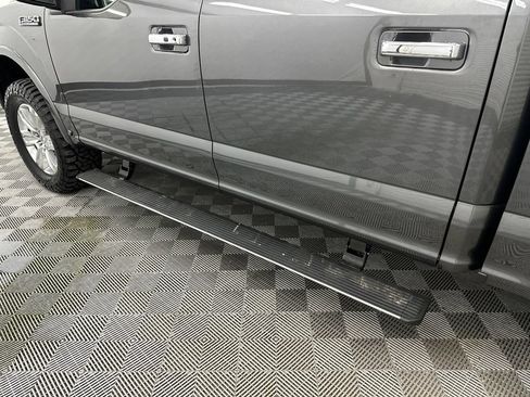 Used 2018 Ford F150 Platinum w/ Equipment Group 701A Luxury AWD/4WD image 24