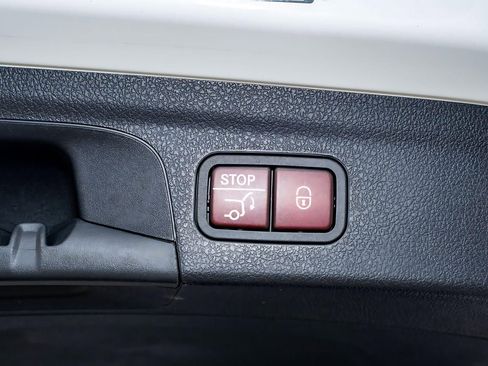 Used 2022 Mercedes-Benz GLE 350 4MATIC image 10