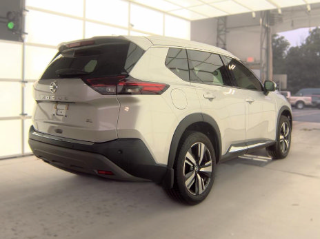 Used 2021 Nissan Rogue SL w/ Premium Package FWD image 3