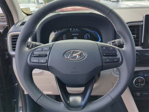 New 2026 Hyundai Venue SEL image 22