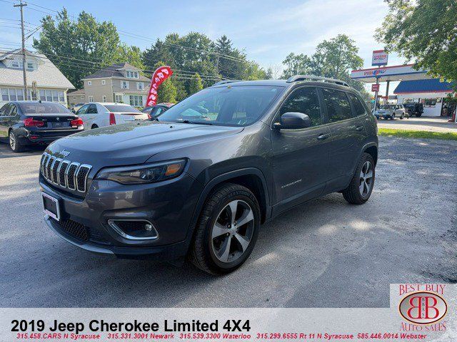 Used 2019 Jeep Cherokee Limited AWD/4WD image 4
