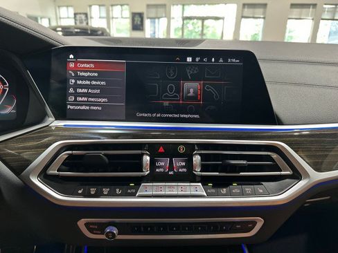 Used 2021 BMW X7 xDrive40i w/ M Sport Package AWD/4WD image 69