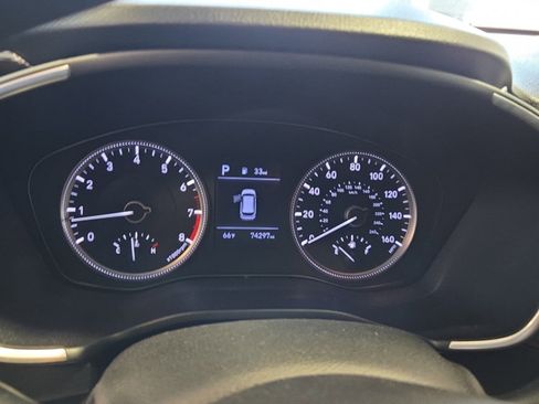 Used 2020 Hyundai Santa Fe SE FWD image 11