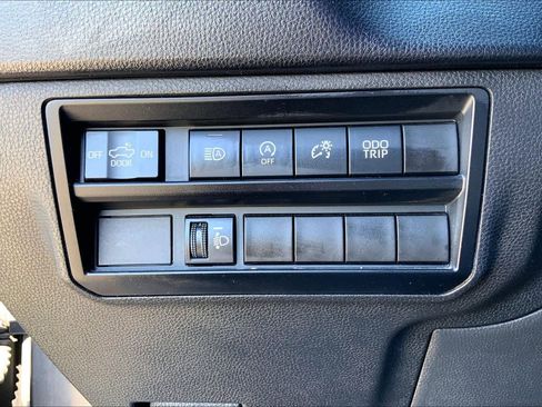 Used 2022 Toyota Tundra SR5 image 33