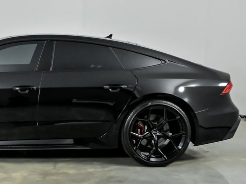 Used 2021 Audi RS 7 Sportback w/ Carbon Optic Package AWD/4WD image 7