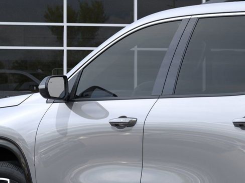 New 2026 Chevrolet Traverse High Country FWD image 12