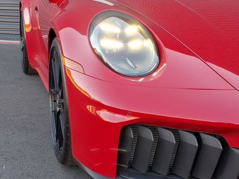 Certified 2025 Porsche 911 Carrera GTS image 32
