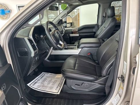 Used 2018 Ford F150 Lariat w/ Heavy-Duty Payload Package image 8