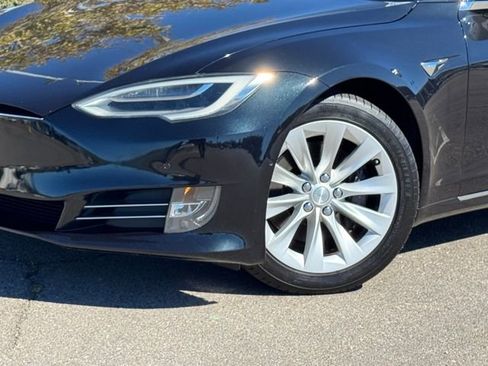 Used 2018 Tesla Model S 100D image 4