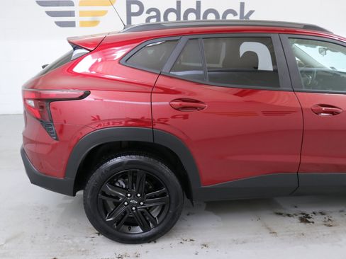 Used 2024 Chevrolet Trax ACTIV w/ Driver Confidence Package image 9