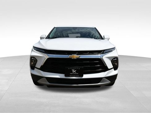 Used 2025 Chevrolet Blazer LT AWD/4WD image 11