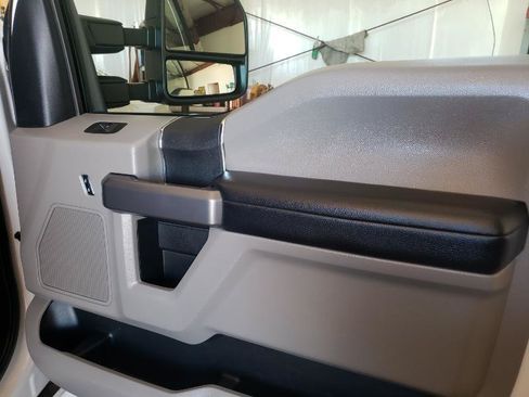 Used 2019 Ford F250 XLT AWD/4WD image 23