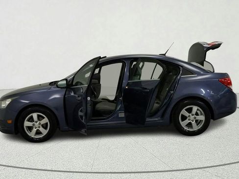 Used 2014 Chevrolet Cruze LT image 14