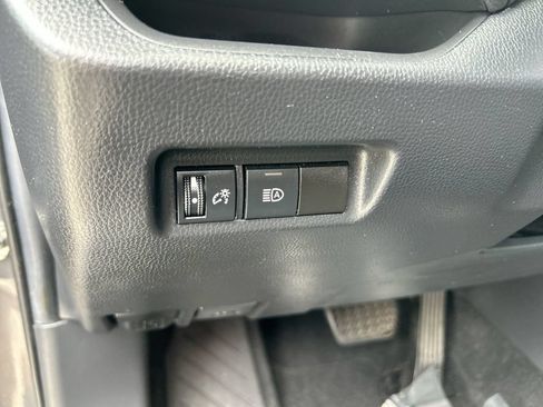 Certified 2021 Toyota RAV4 XLE FWD image 14