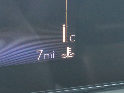 New 2026 Chevrolet Trax LT w/ Driver Confidence Package image 12