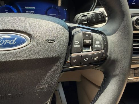 Used 2021 Ford Escape SEL w/ Technology Package FWD image 24