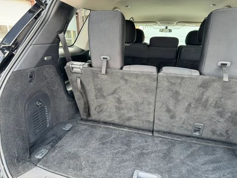 Used 2019 Nissan Pathfinder S image 32