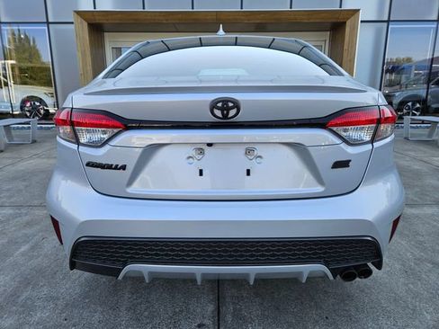 Used 2021 Toyota Corolla SE FWD image 6
