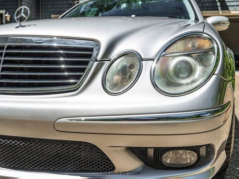 Used 2005 Mercedes-Benz E 55 AMG Sedan image 70