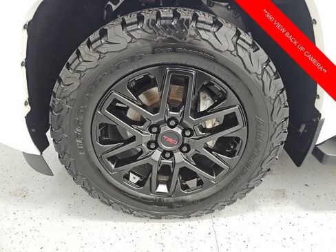Certified 2024 Toyota Sequoia SR5 AWD/4WD image 10
