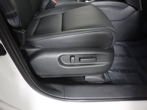 Used 2022 Honda Pilot Touring image 37