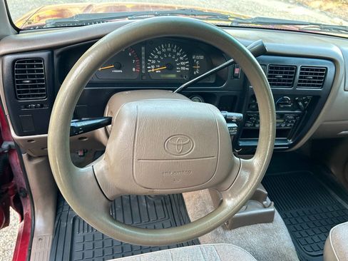 Used 1999 Toyota Tacoma 2WD Xtracab image 24
