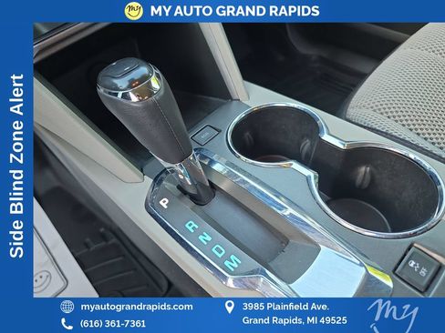 Used 2017 Chevrolet Equinox LT w/ Convenience Package AWD/4WD image 25
