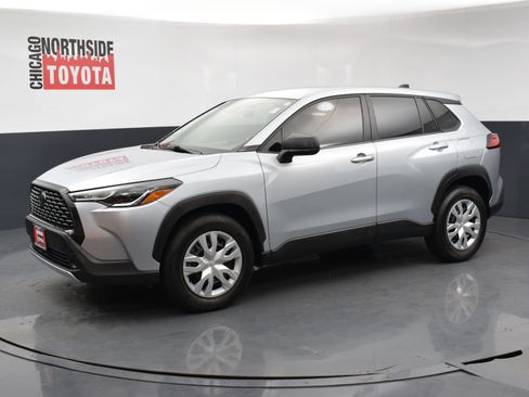 Used 2022 Toyota Corolla Cross L AWD/4WD image 8