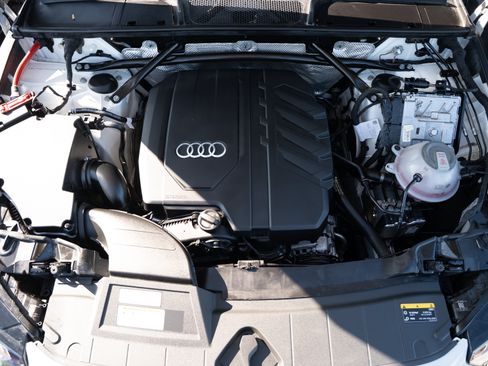 Certified 2023 Audi Q5 2.0T Prestige w/ Prestige Package AWD/4WD image 31