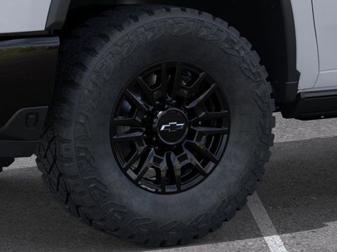 New 2026 Chevrolet Silverado 2500 ZR2 AWD/4WD image 9