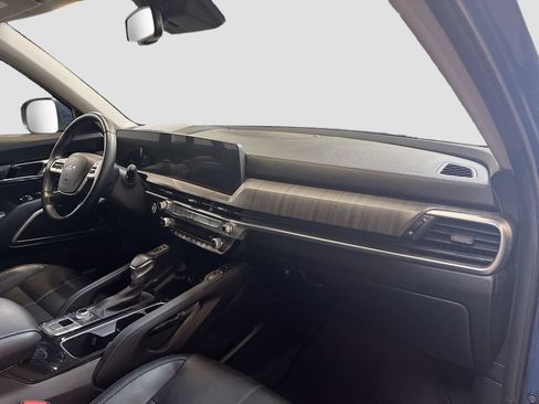 Used 2024 Kia Telluride EX AWD/4WD image 32