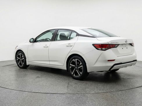 Used 2025 Nissan Sentra SV FWD image 6