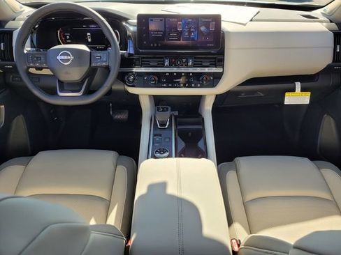 New 2026 Nissan Pathfinder SL w/ SL Premium Package AWD/4WD image 10