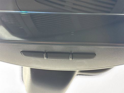 Used 2024 Mercedes-Benz GLS 450 4MATIC w/ AMG Line Exterior image 23