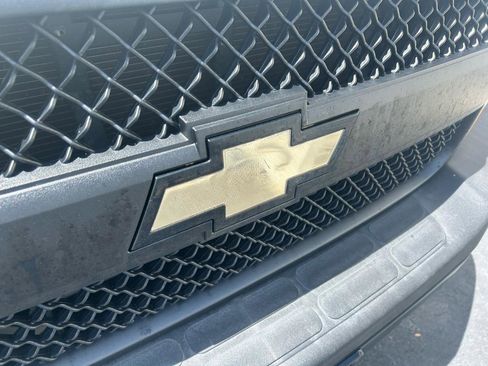 Used 2016 Chevrolet Express 2500 RWD image 27