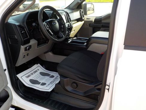 Used 2018 Ford F150 XL w/ Equipment Group 101A Mid AWD/4WD image 11