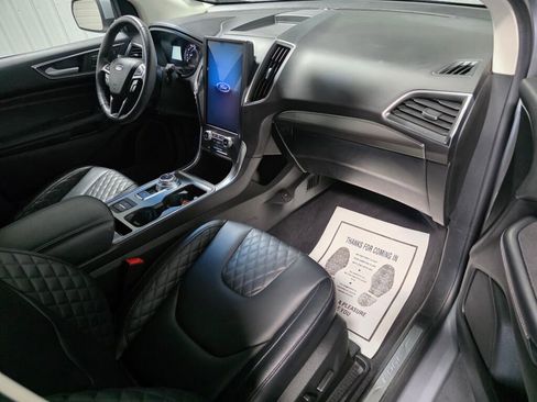 Used 2023 Ford Edge Titanium w/ Cargo Accessory Package AWD/4WD image 7