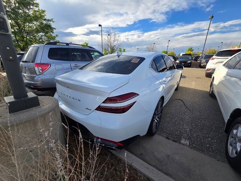 Used 2023 Genesis G70 2.0T AWD/4WD image 7