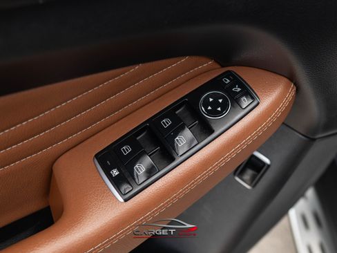 Used 2019 Mercedes-Benz GLE 43 AMG 4MATIC w/ Premium 3 Package image 41